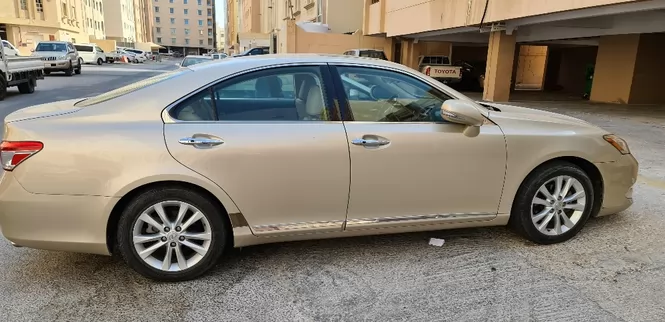 Used Lexus ES For Sale in Doha-Qatar #5770 - 1  image 